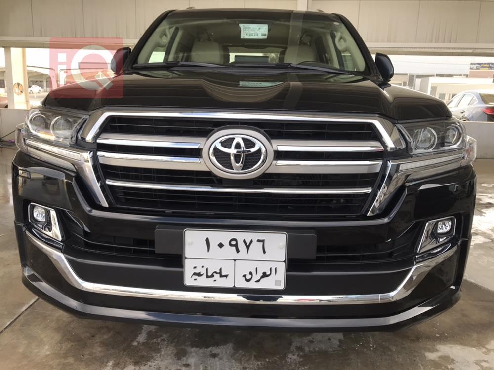 تويوتا لاندكروزر